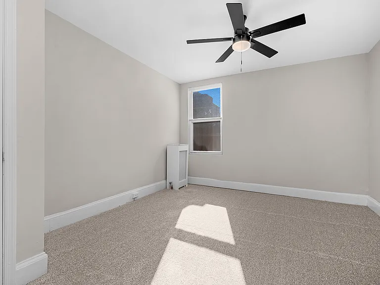 1923 E 31st St — Photo 27