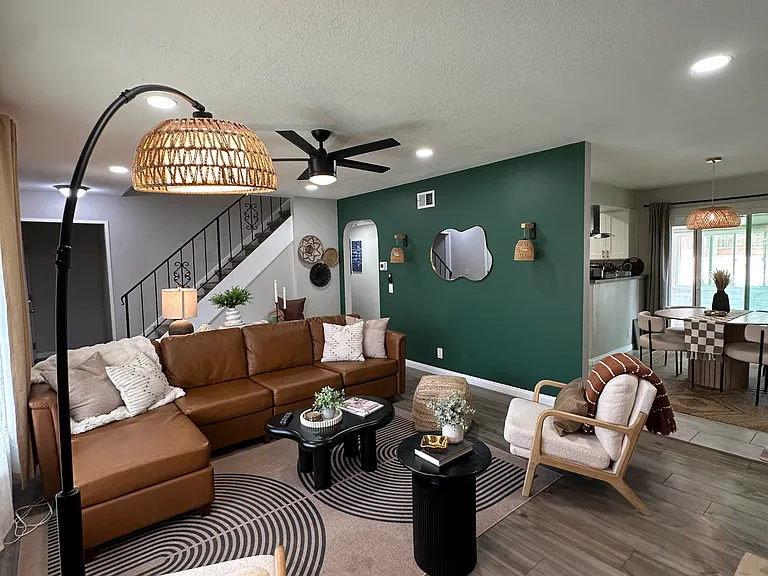 514 Luna Dr — Photo 14