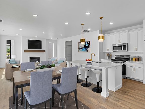 Finished home photos are representational images only. See sales agent for details.