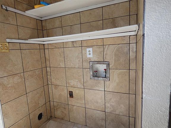 3rd image of 1141 Cherrywood Dr