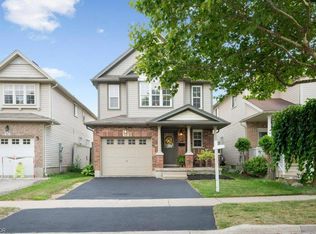 12 Frankfurt St, Kitchener, ON N2R1T5