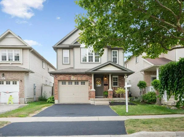 12 Frankfurt St, Kitchener, ON N2R 1T5