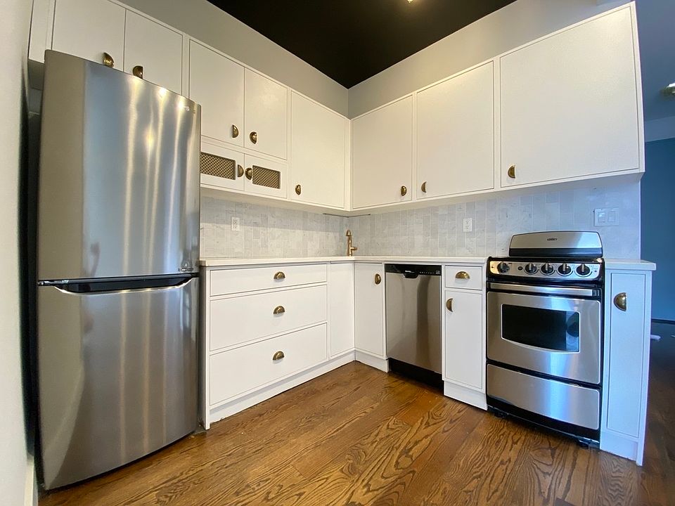 2nd image of 493 Washington Ave #2A