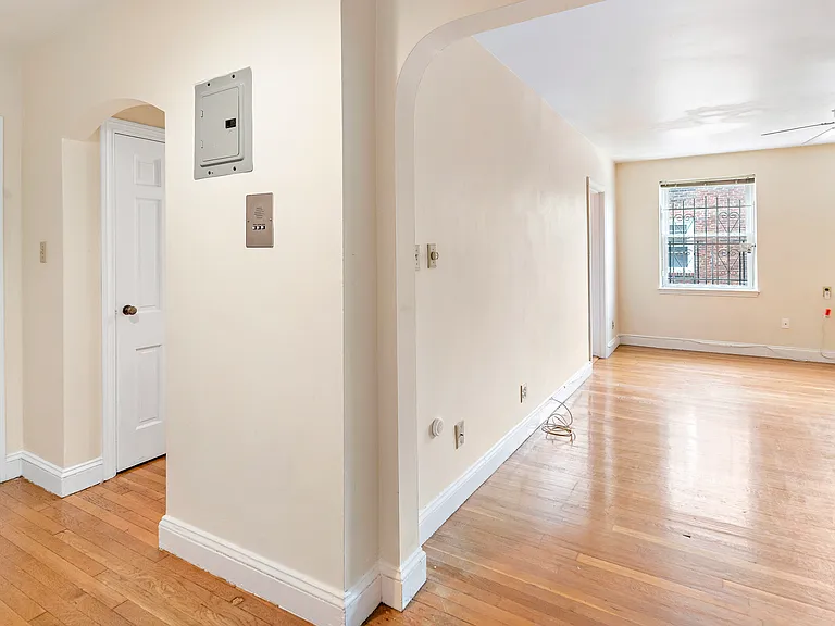 395 Broadway #R3B — Photo 9