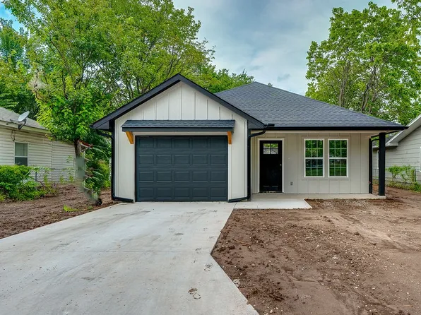 1319 Wolfe Ln, Ada, OK 74820