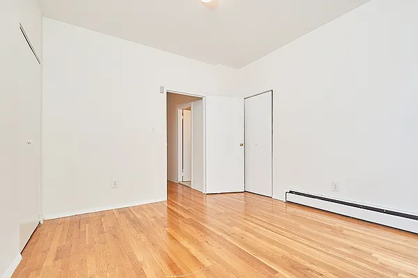 Rented by Keller Williams NYC | media 14