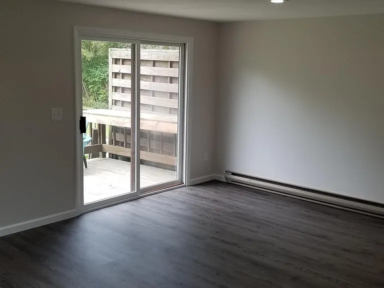 18 Carol Ct — Photo 7