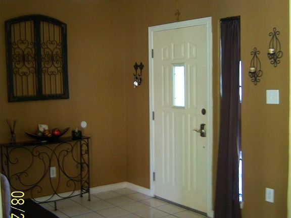 3rd image of 505 Palm Haven Dr