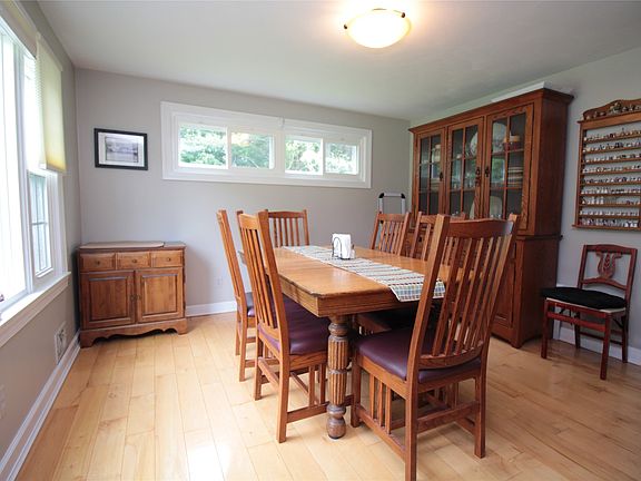 5th image of 873 Dunham Hill Rd