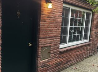 2100 N 53rd St APT C, Seattle, WA 98103