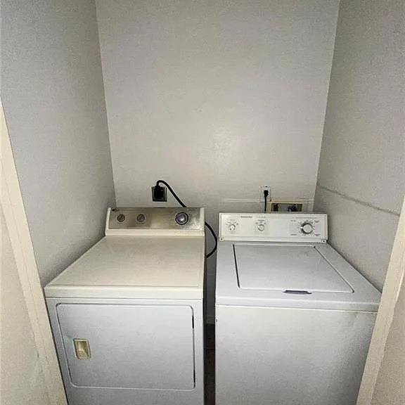 800 W Bronze Dr #1 — Photo 14