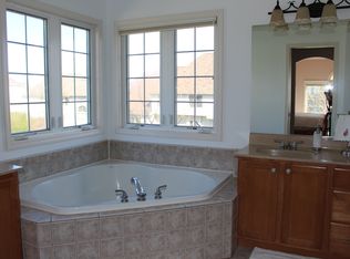 3841 Mill Pond Ln, Ann Arbor, MI 48108