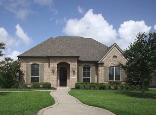 2555 Amberwood Dr, Beaumont, TX 77713