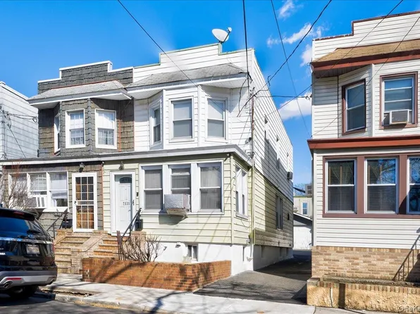 7535 60th Place, Glendale, NY 11385