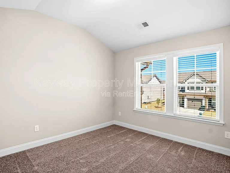 3109 Venetian Dr — Photo 20