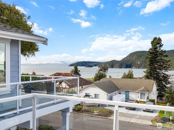 5002 Macbeth Drive, Anacortes, WA 98221