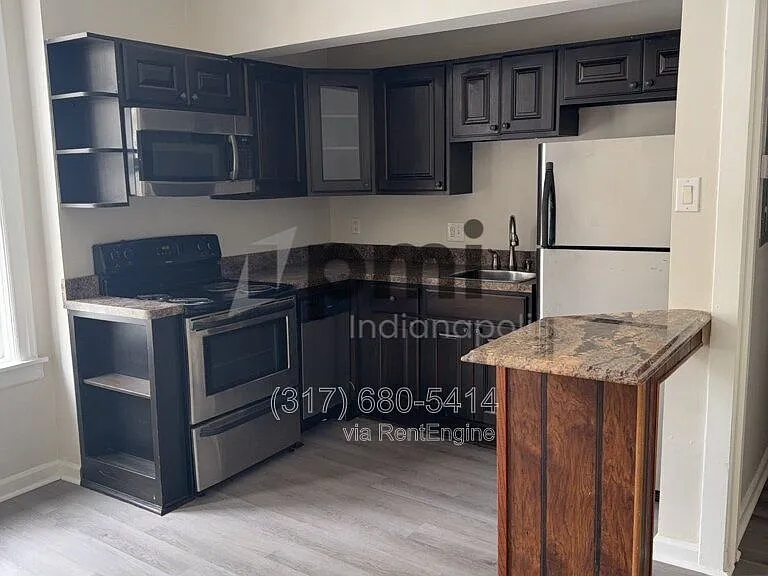 Indy Downtown Colonial Apartments — Photo 86