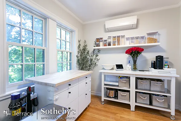 Rented by Terrace Sotheby's International Realty | media 30