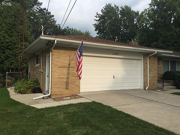 3rd image of 11378 Colonial Woods Dr