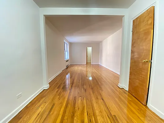 Rented by Contact Realty | media 2