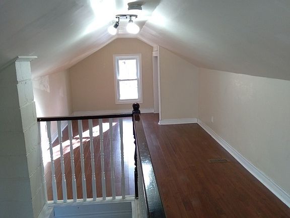 4th image of 1812 Cadillac St