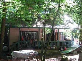 25148 E Hillview Dr, Rhododendron, OR 97049