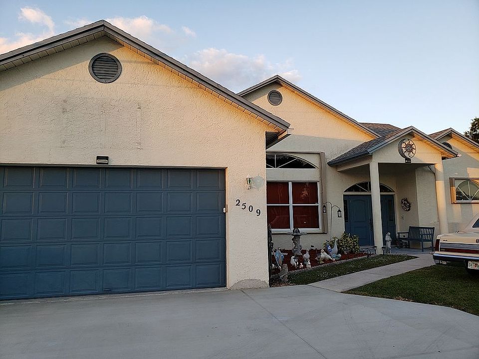 1st image of 2509 SE Mariposa Ave