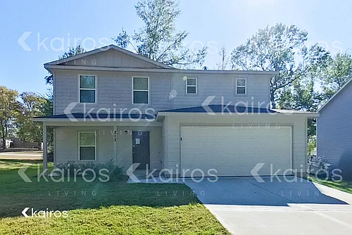 213 Big Oak Photo 1