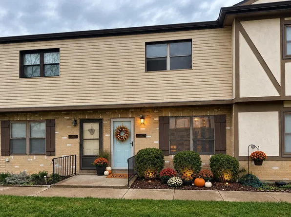 3819 Queen Anne Pl, Grove City, OH 43123