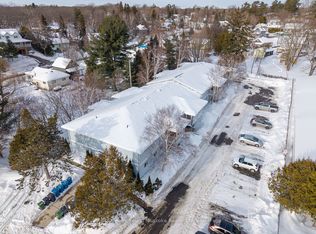 1 Georgian Bay Ave #105, Parry Sound, ON P2A 3B1