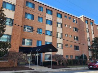 1200 S Arlington Ridge Rd APT 701, Arlington, VA 22202