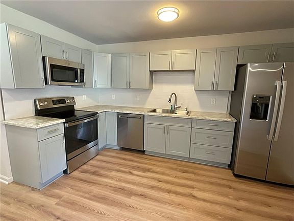 2nd image of 7857 Sand St