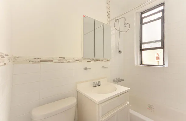 Rented by Clove Realty LLC | media 9