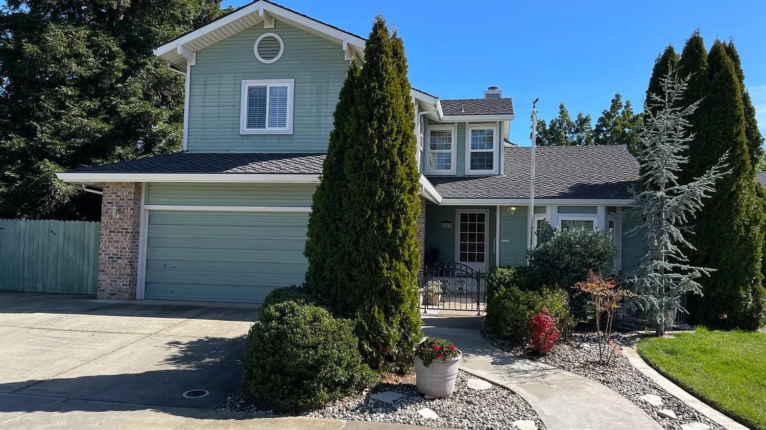 6313 Laguna Villa Way photo 1