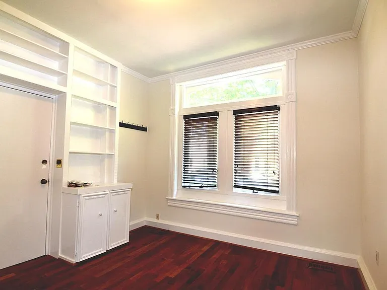 Upstairs den/potential second bedroom
