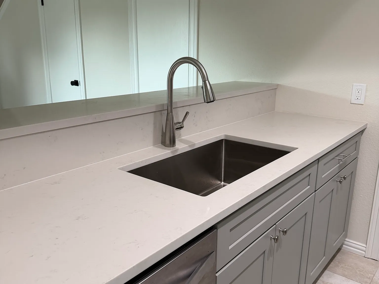 2 bed, 1.5 bath, $1,975 — Photo 4