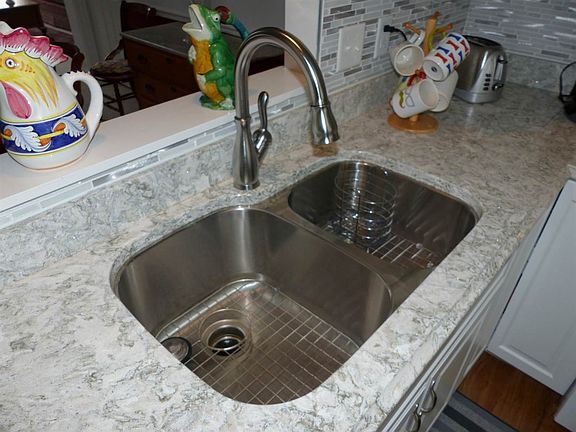 5th image of 5822 Aberdeen Dr