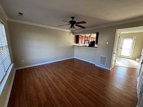 4th image of 18 Catherine Ct