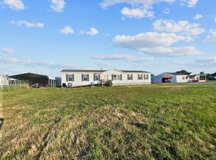 6140 Norton Dr, Terrell, TX 75160