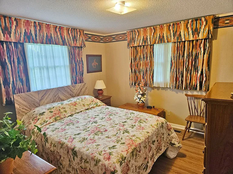 725 County Road 606 — Photo 4