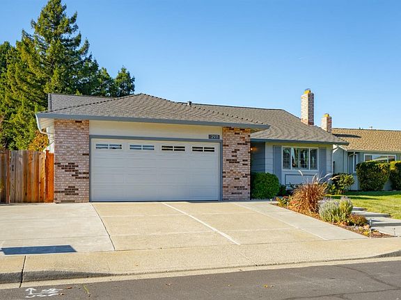 4th image of 2911 Cashew Court