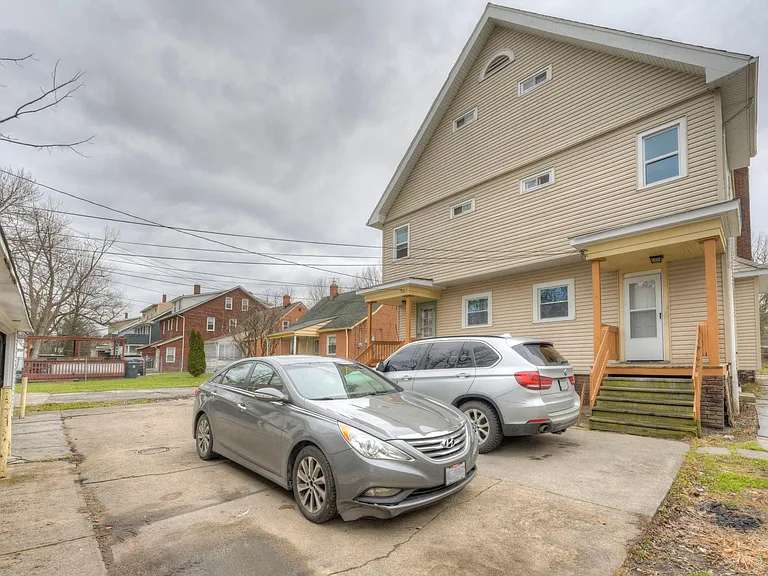 13091 Cedar Rd — Photo 34