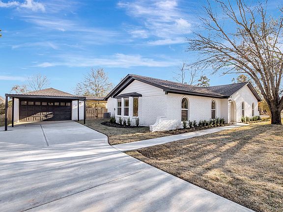 3rd image of 1211 Mere Dr