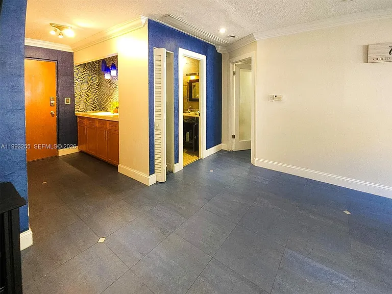 401 Golden Isles Dr #101 — Photo 17