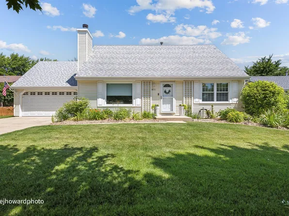 611 E Walnut St, Peotone, IL 60468