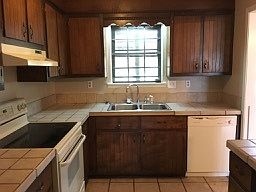 2nd image of 301 Jane Rd
