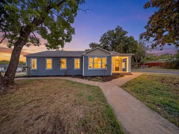 610 N Shawnee St, Ennis, TX 75119