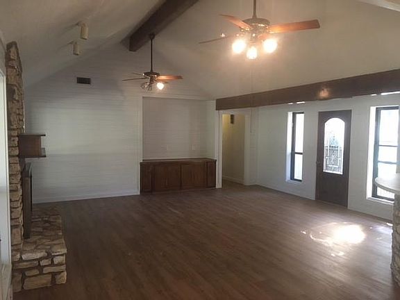 4th image of 41 Brookhollow Dr