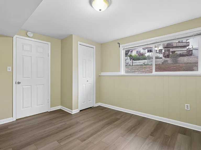 3849 Mariposa St — Photo 10