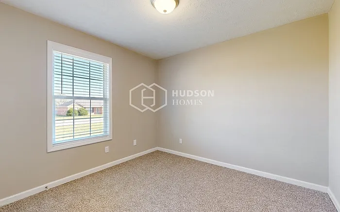 8014 Valencia Dr — Photo 23